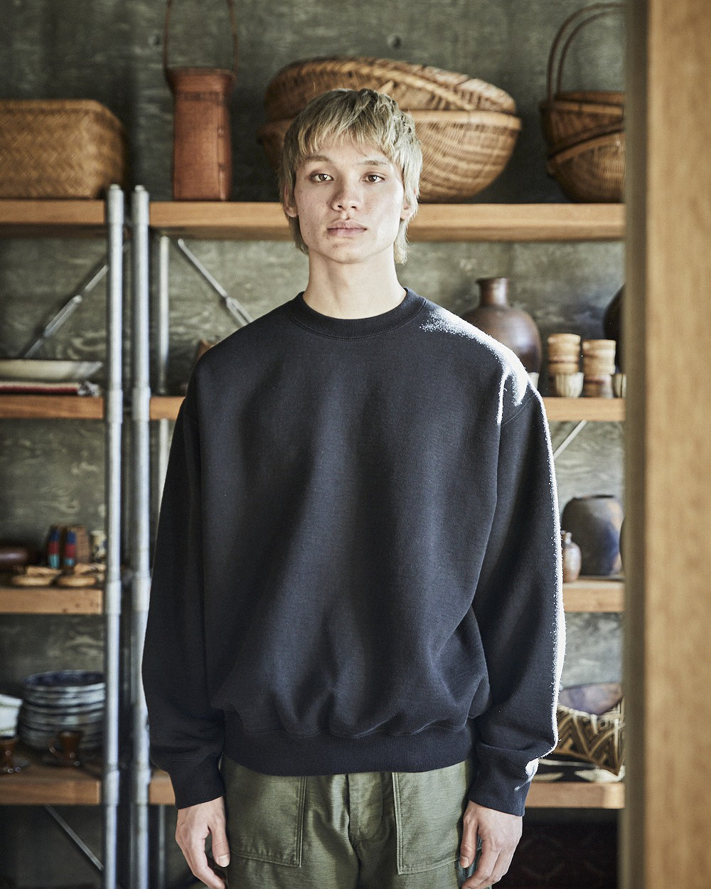 Relaxed Fit Dense-Knit Sweatshirt - Black