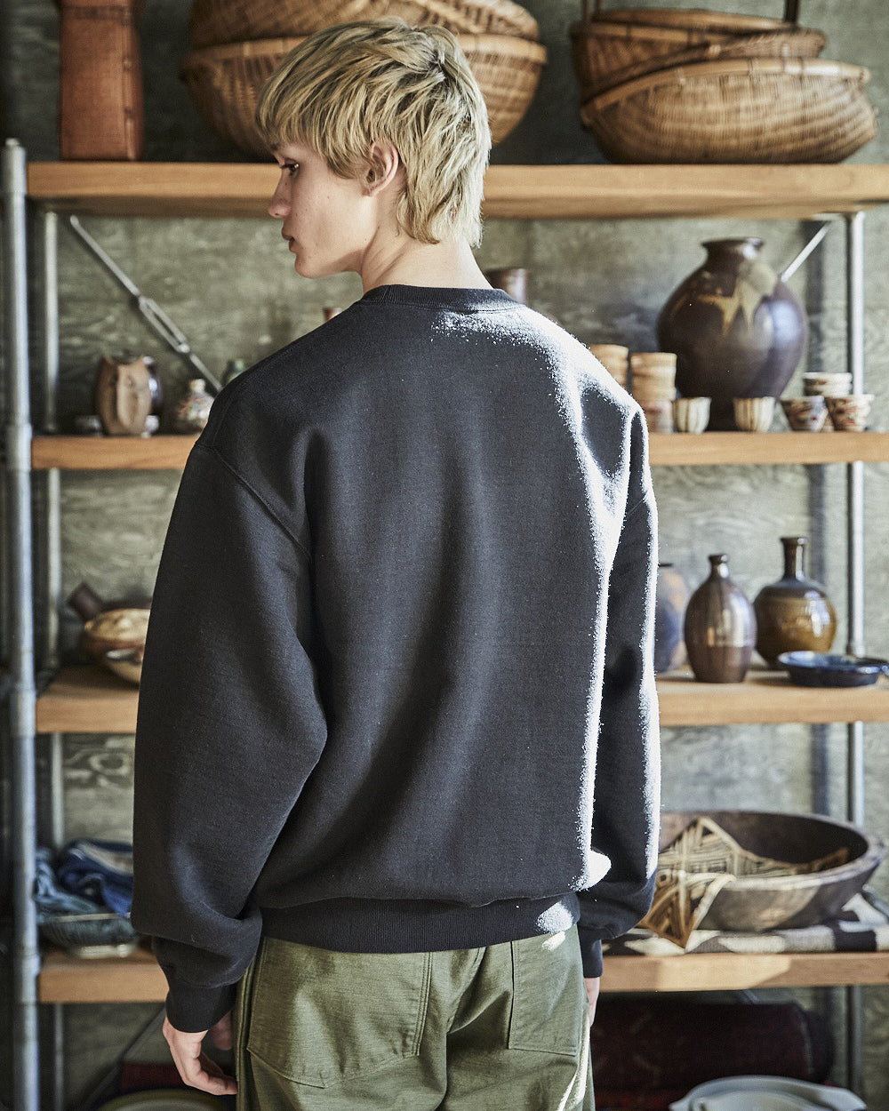 Relaxed Fit Dense-Knit Sweatshirt - Black