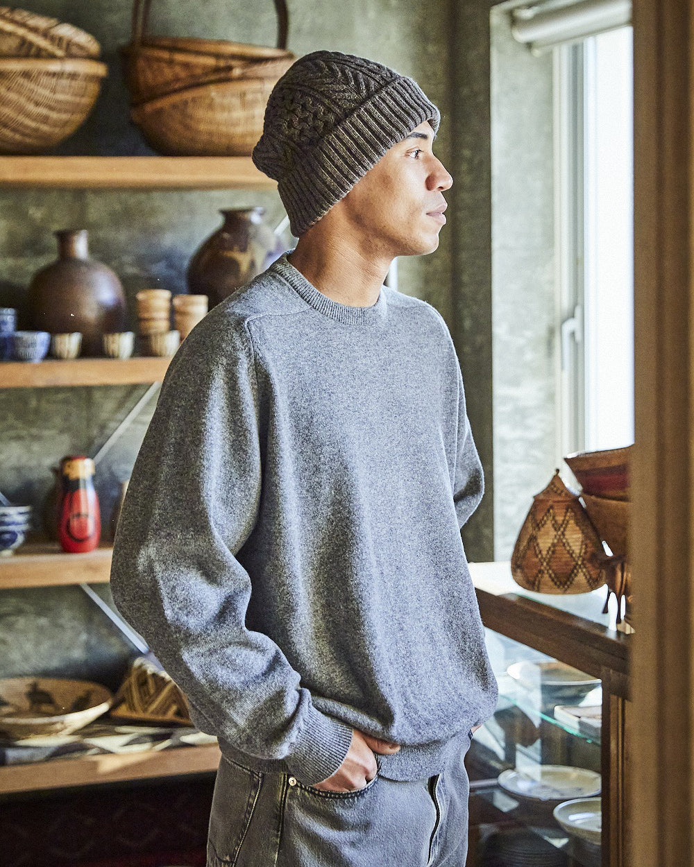 Simple Crew Neck Sweater Crafted In Japan - Heather Gray