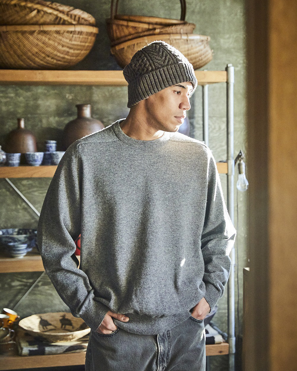 Simple Crew Neck Sweater Crafted In Japan - Heather Gray