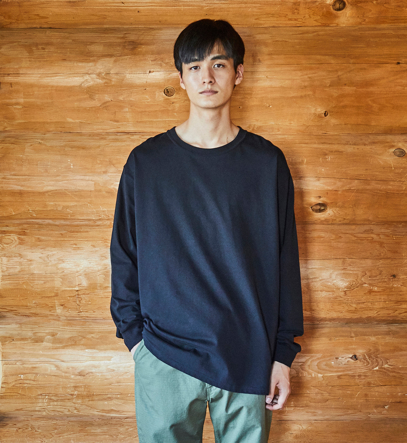 Long Sleeve T-shirt With Pocket - Black