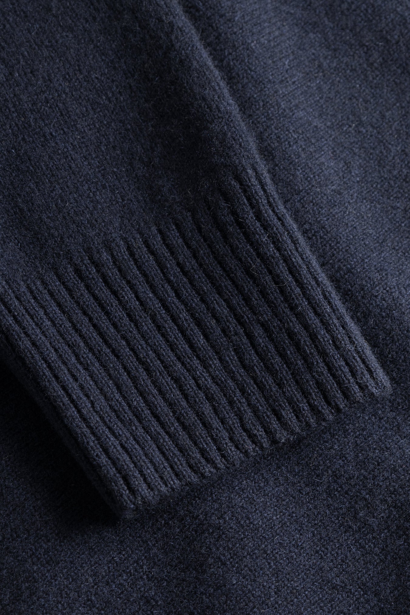 Norse Standard Merino Lambswool Cardigan - Dark Navy