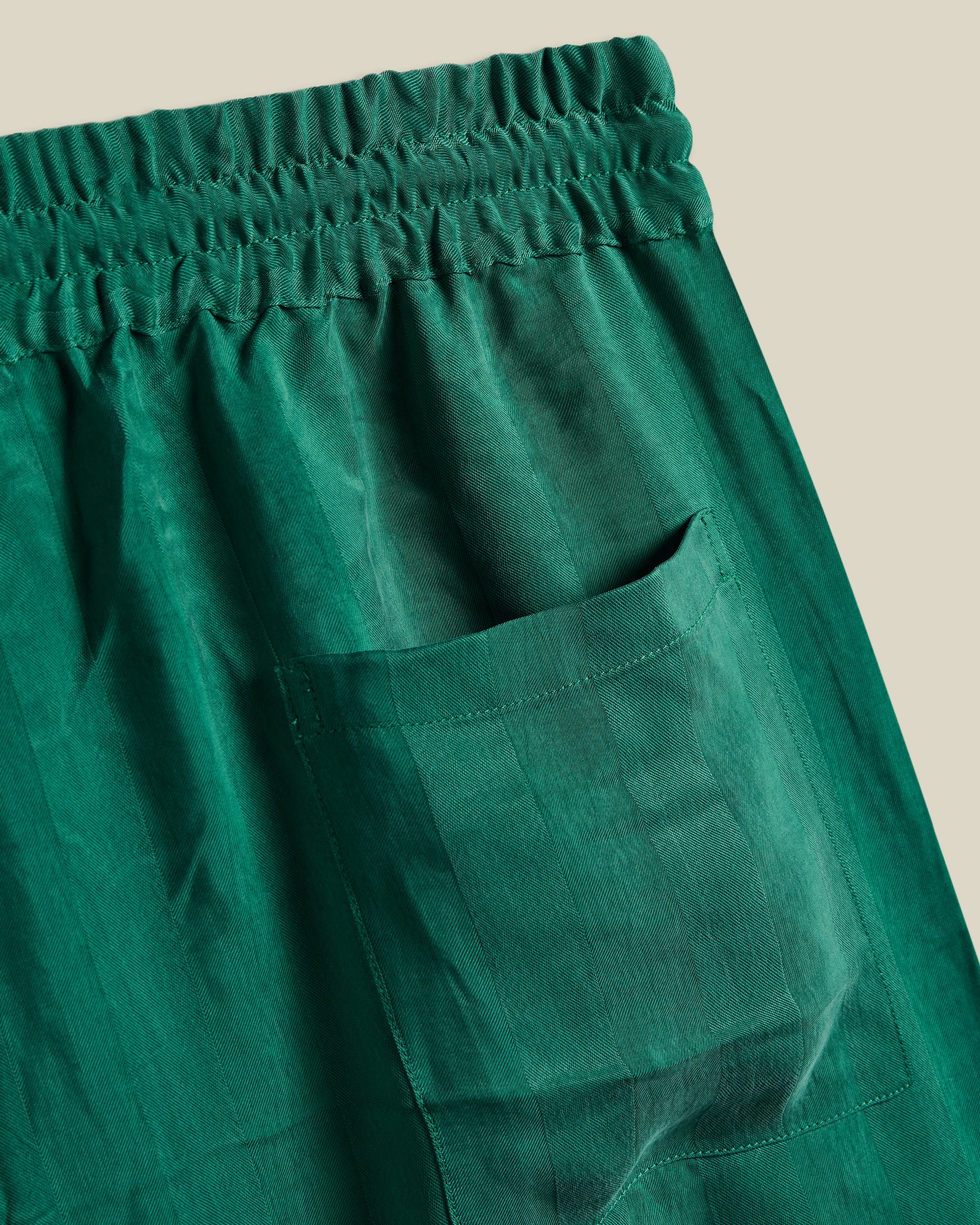 Cupro Shorts - Green