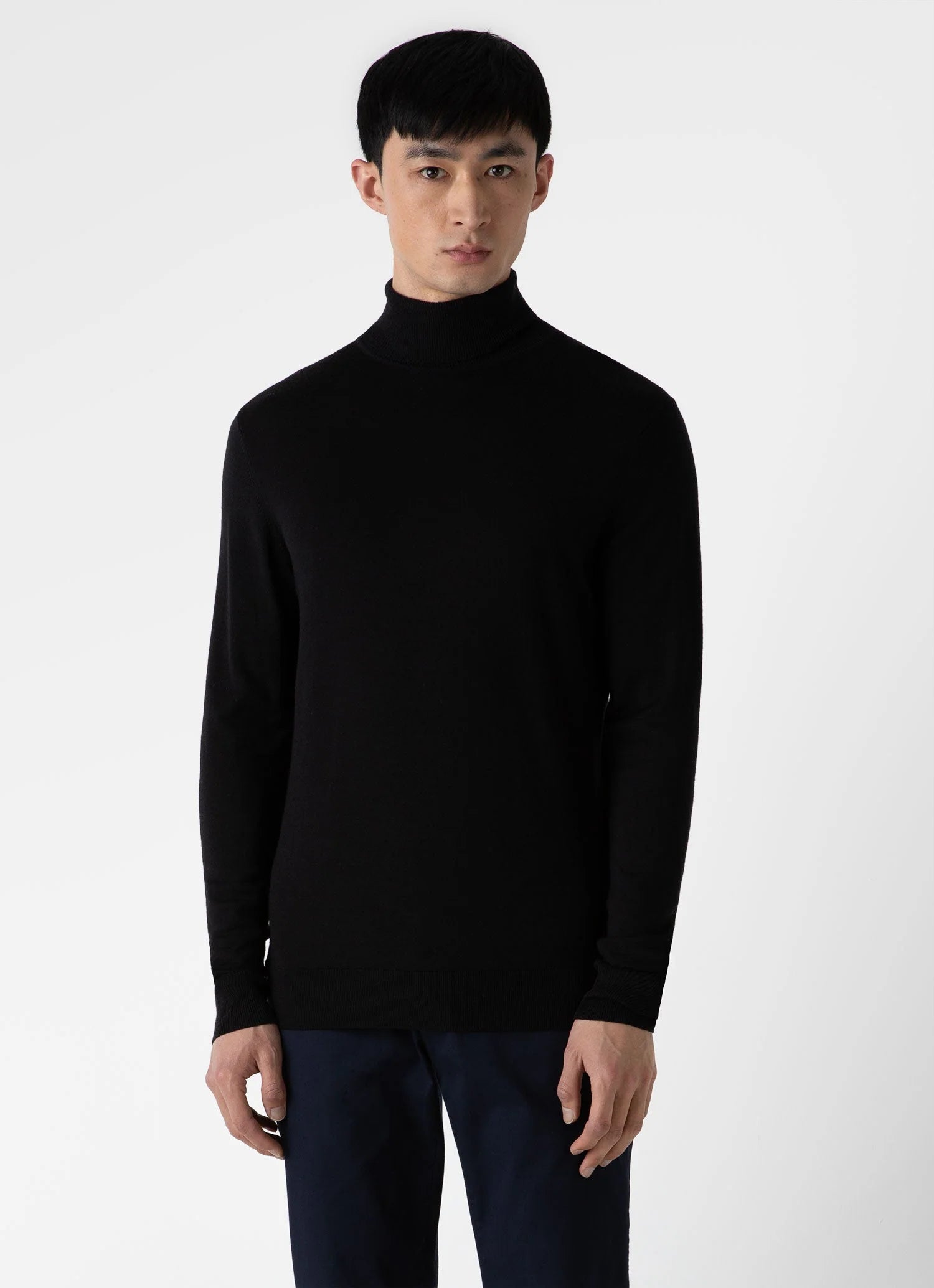 Fine Merino Roll Neck - Black