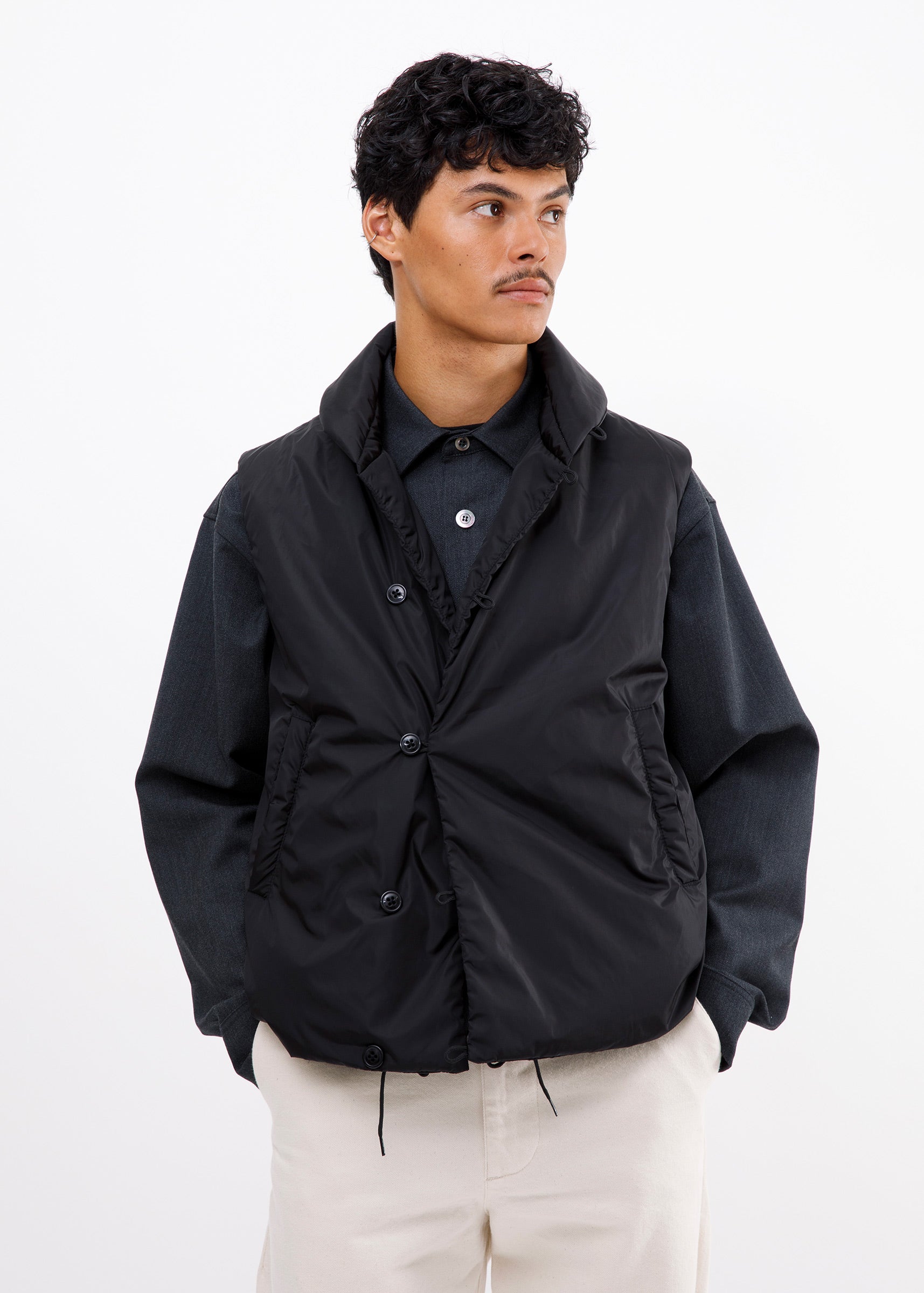 Loft V - Black