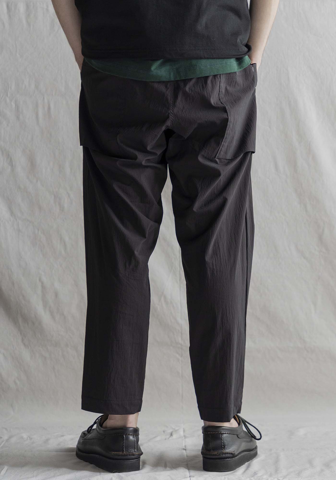 Crepe Umps Pants - Black