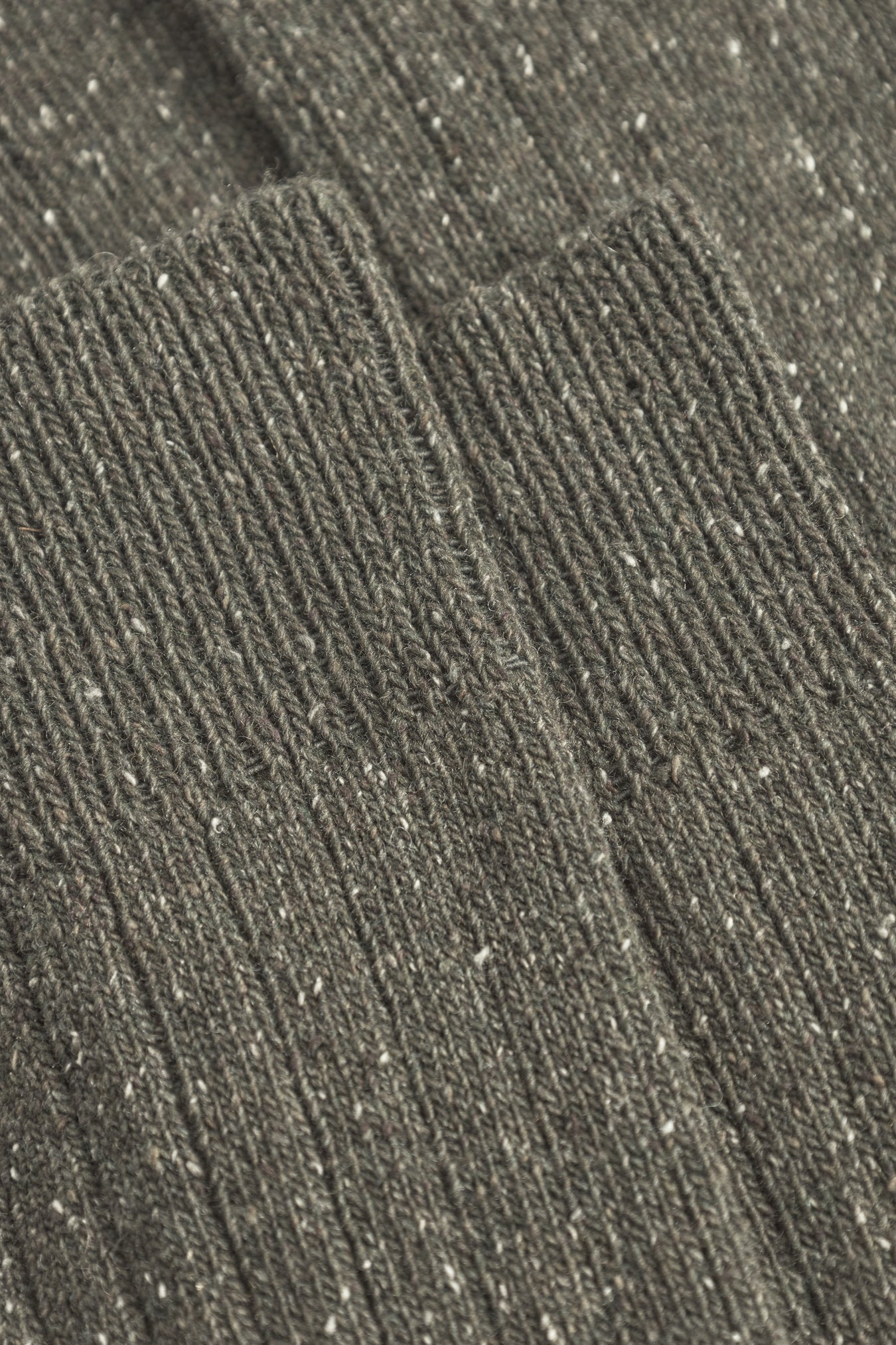 Bjarki Neps Wool Ribs Socks - Olive Night