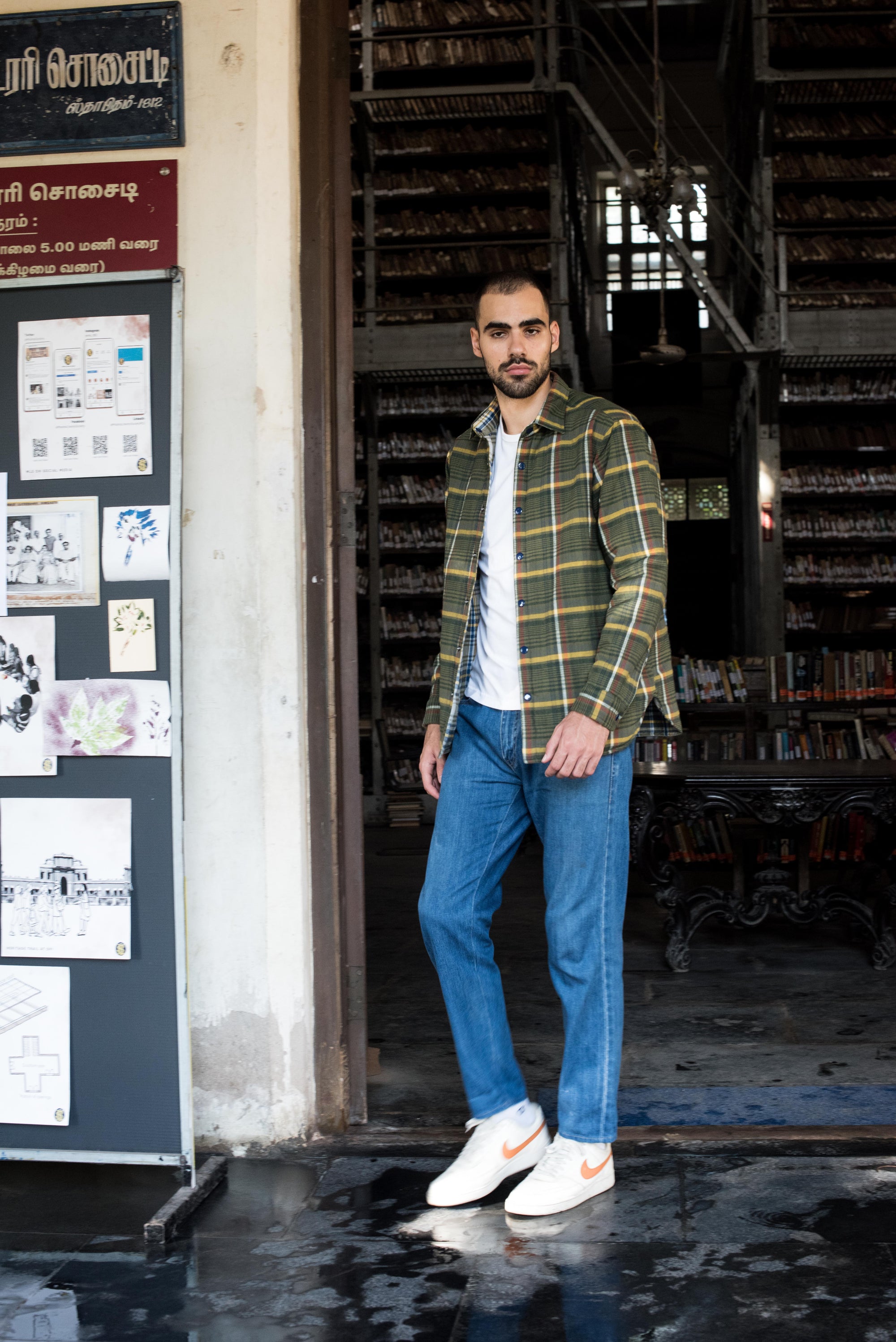 Round Tail Reversible Over Shirt