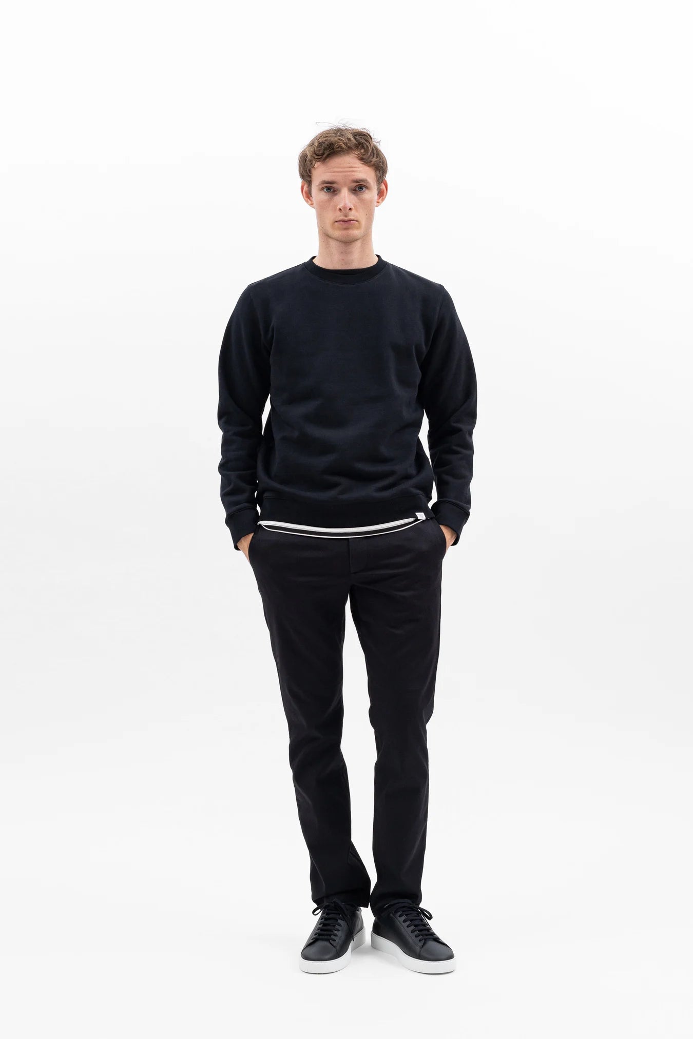 Vagn Slim Organic Sweatshirt - Black