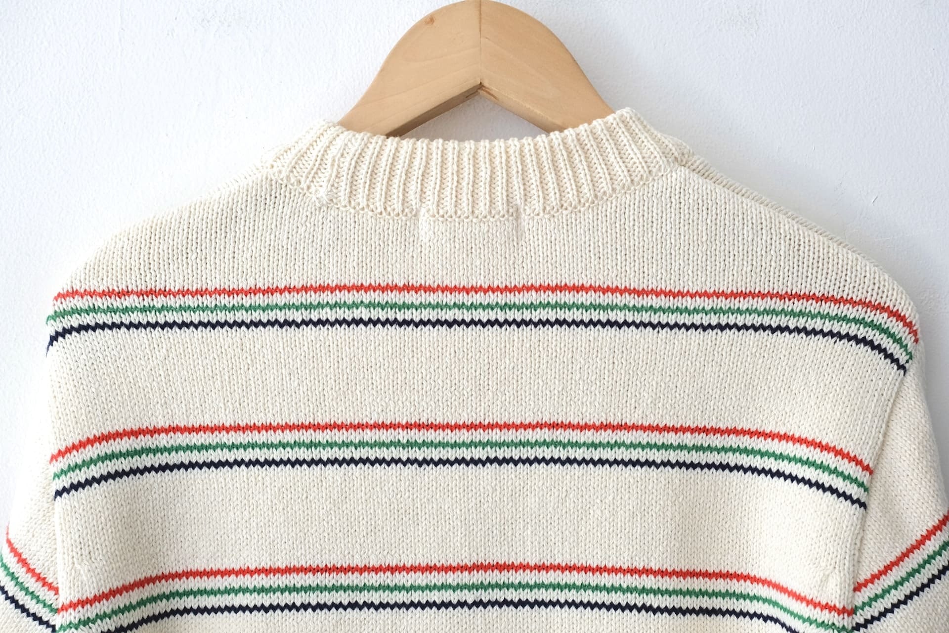 Crew Neck Border Sweater - White Border