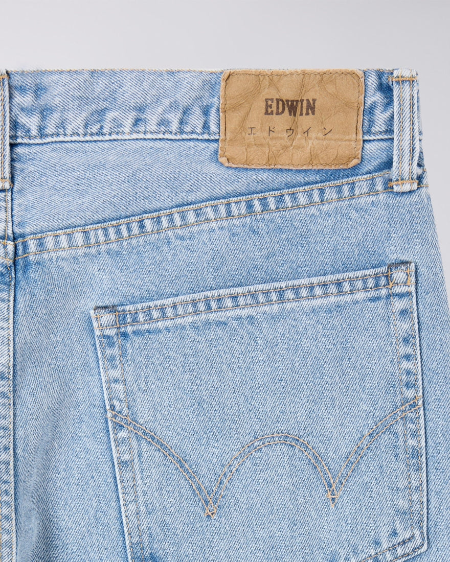Loose Jeans - Blue Light Used
