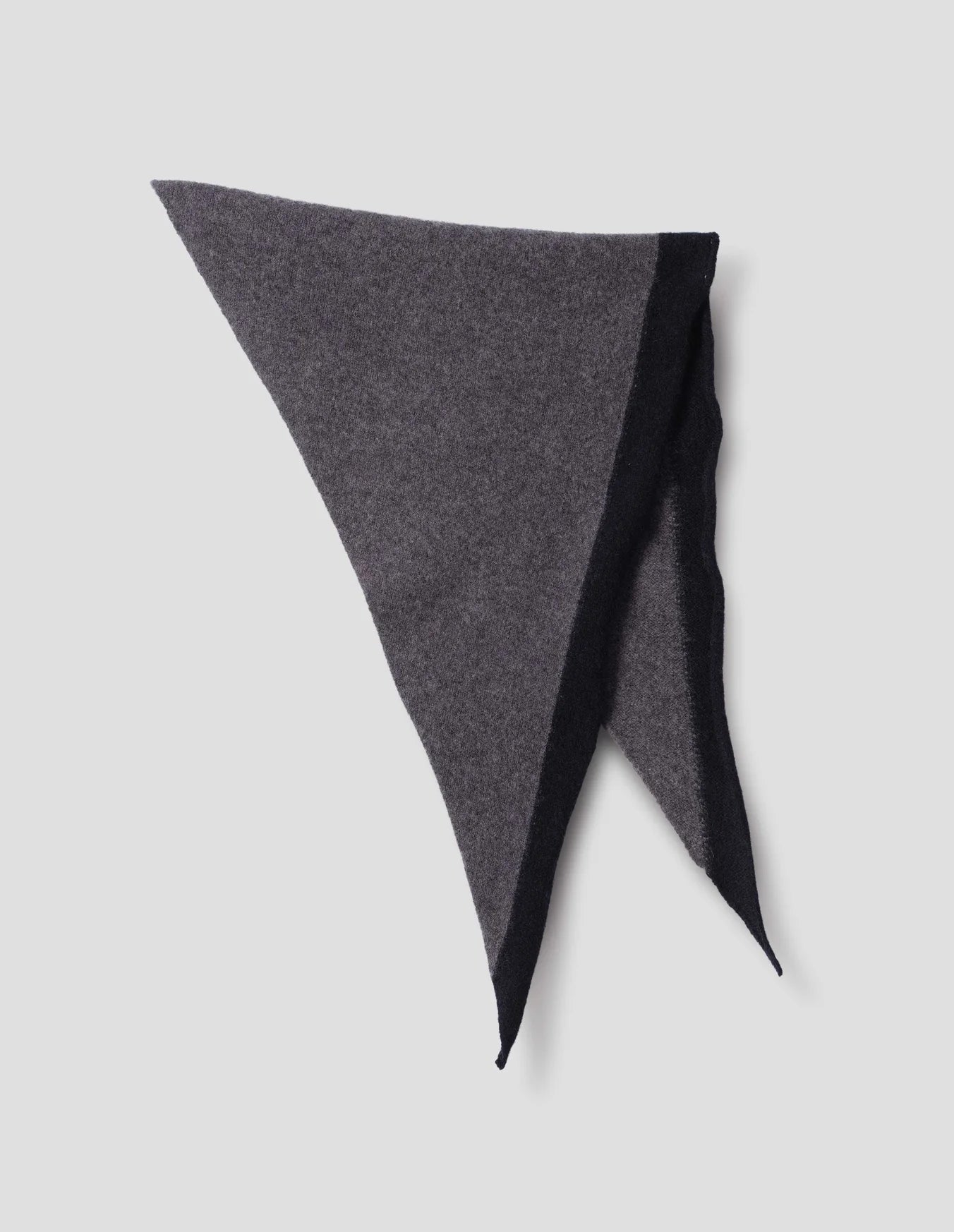 Tipped Scout Scarf Lambswool - Grey / Ink