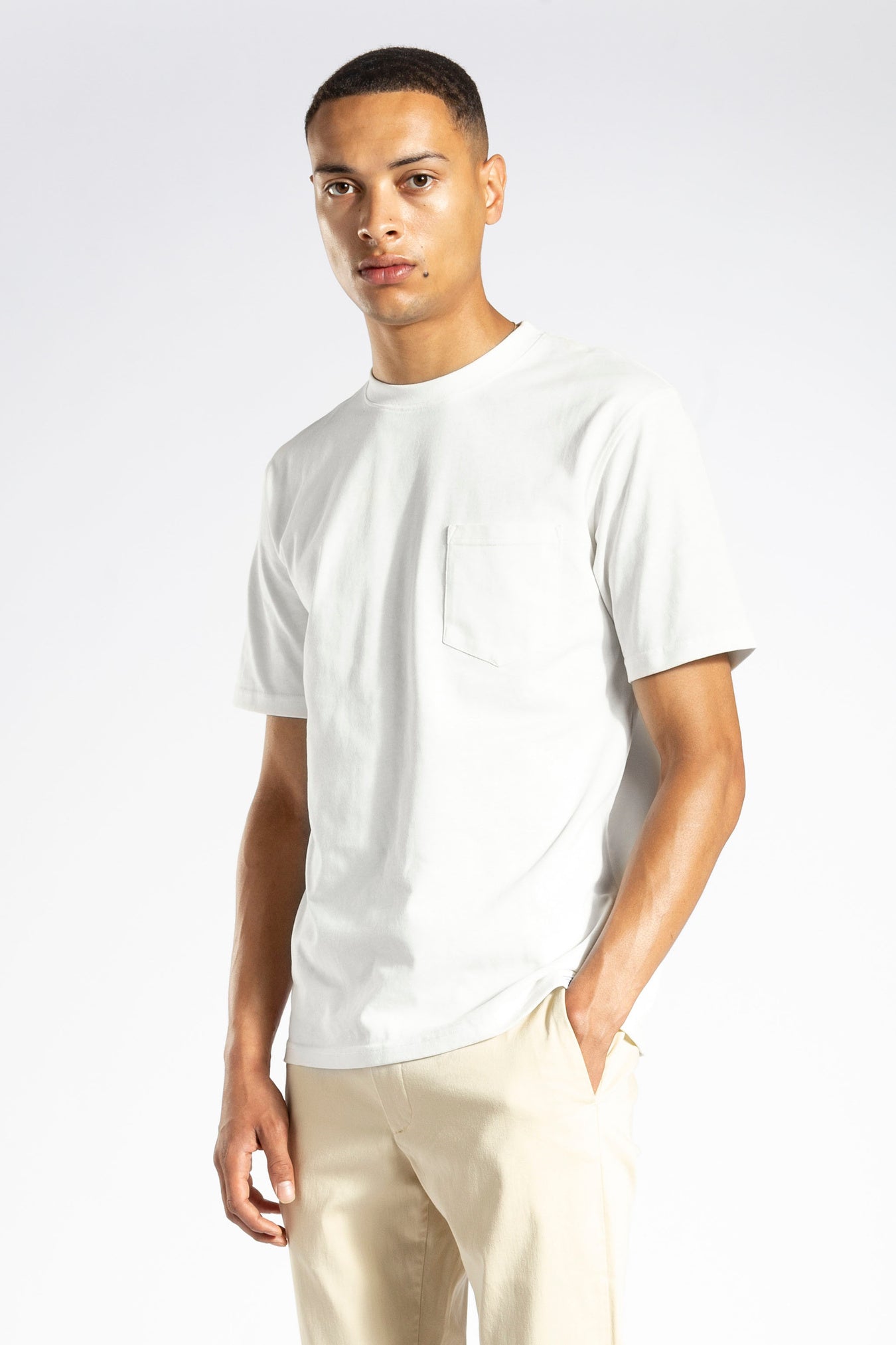 Johannes Standard Pocket - White